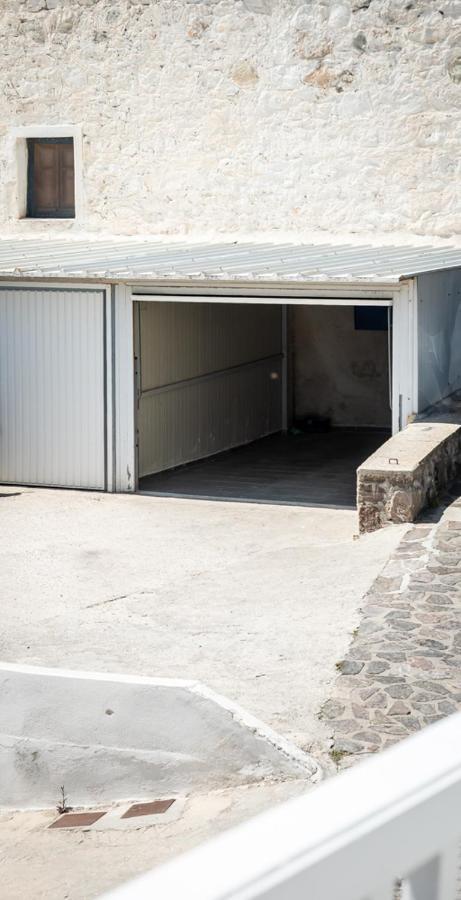 Sofaki Milos Tripiti Exterior photo